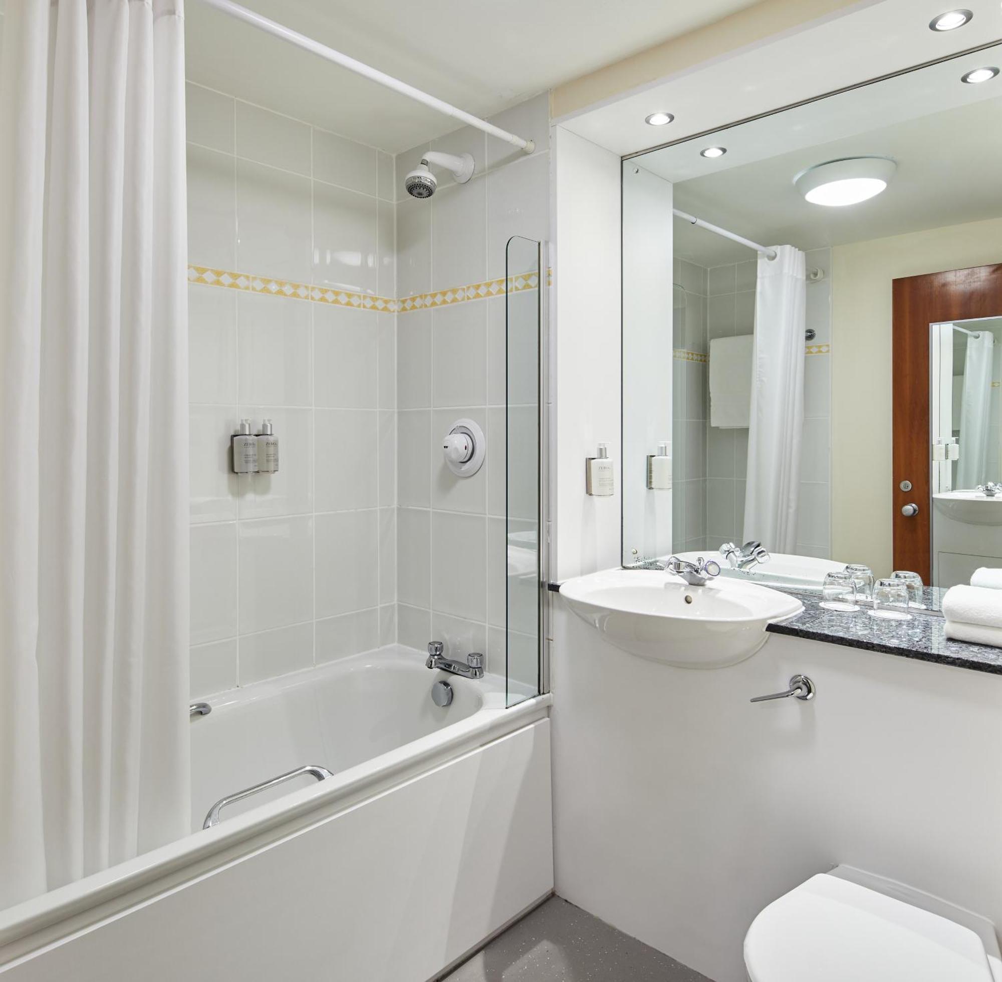 Leonardo Inn Aberdeen Airport Dyce Luaran gambar